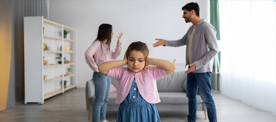 how-childhood-trauma-affects-adult-relationships